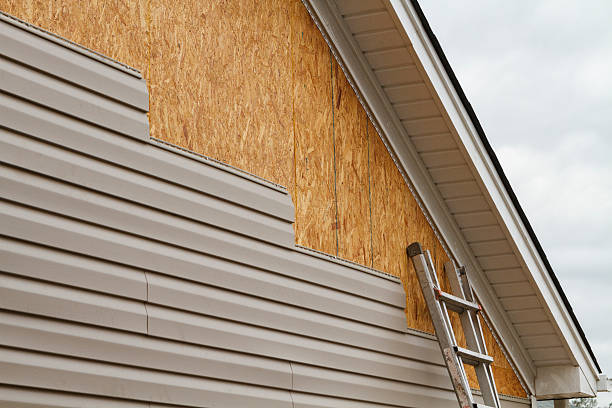 24/7 Emergency Vinyl Siding experts in Mayodan, NC